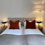 One Bedroom With Sea Views *