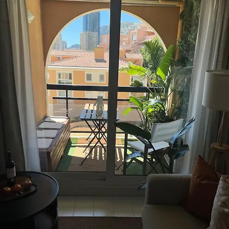 Lejlighed One Bedroom With Sea Views